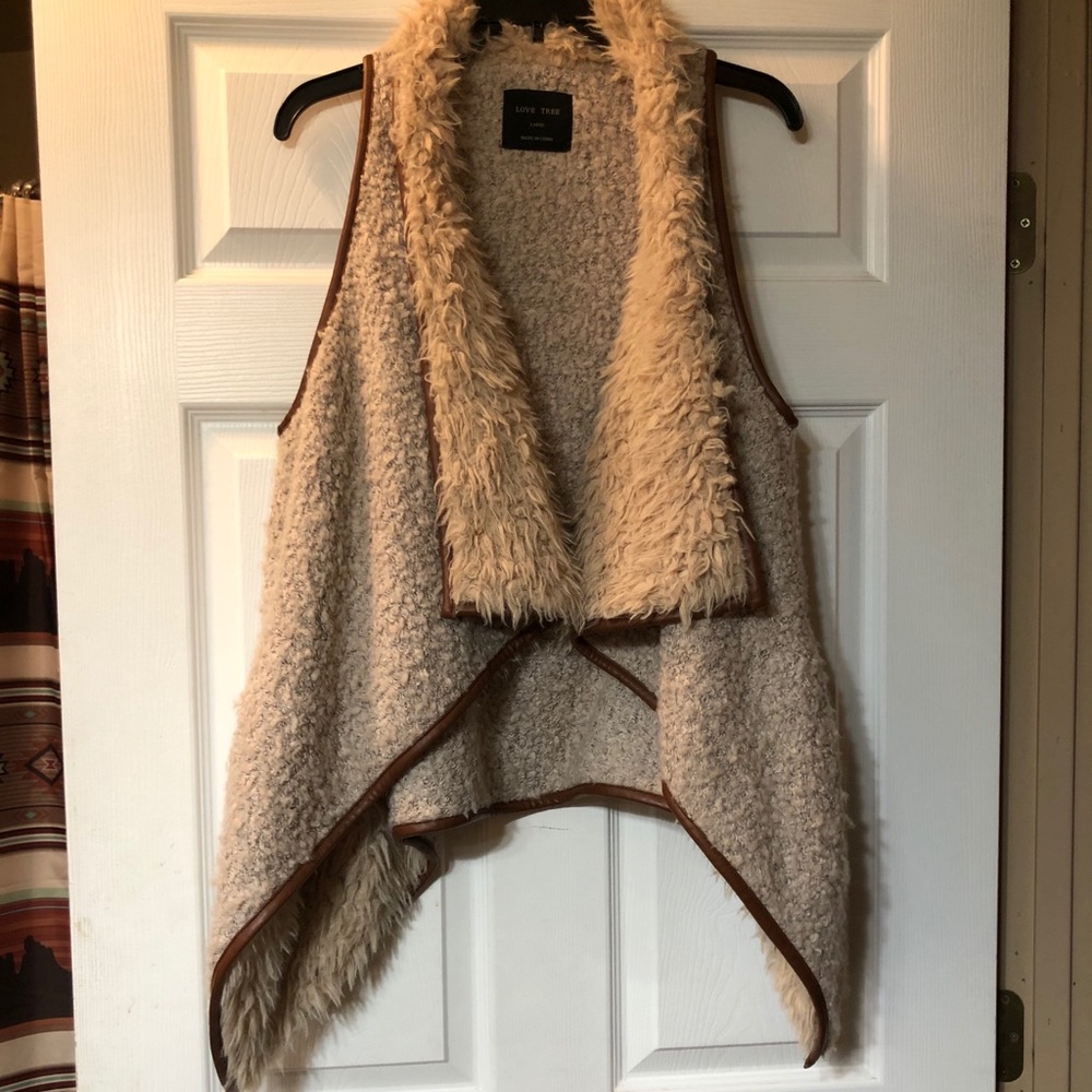 FAUX SHEARLING FUR VEST
